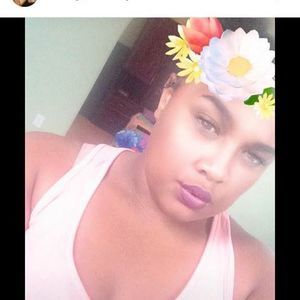 Meet your Posher, Vanelle